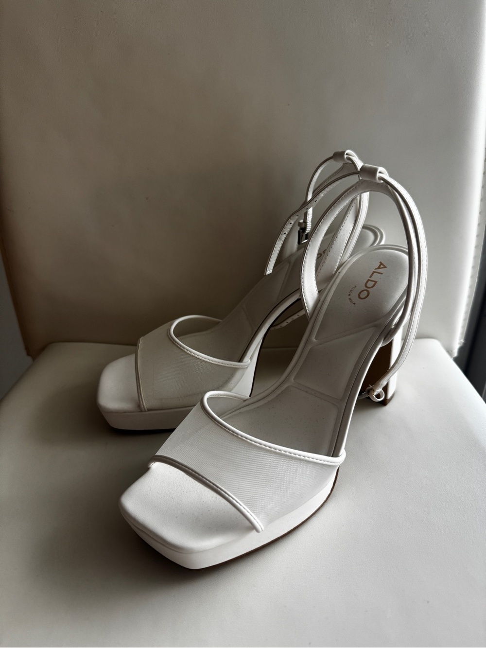 Aldo Chicglimmer White Platform Strappy Mesh Block Heel Bridal Sandals - Size 9 - Picture 9 of 14